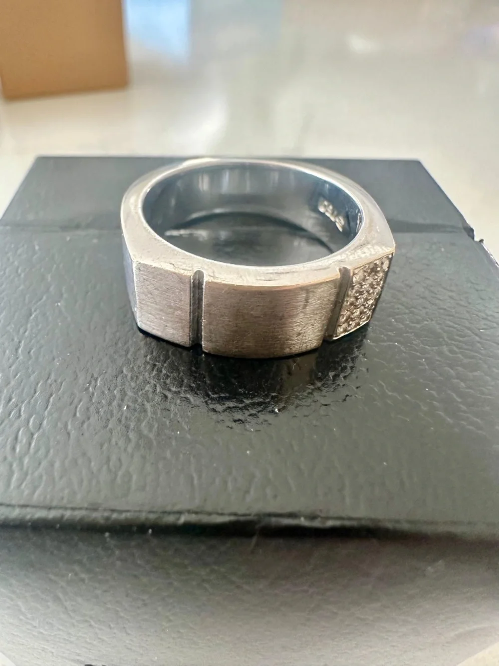 Men’s 18K Solid White Gold and Diamond Ring by Unique - Pre Owned - Very Good